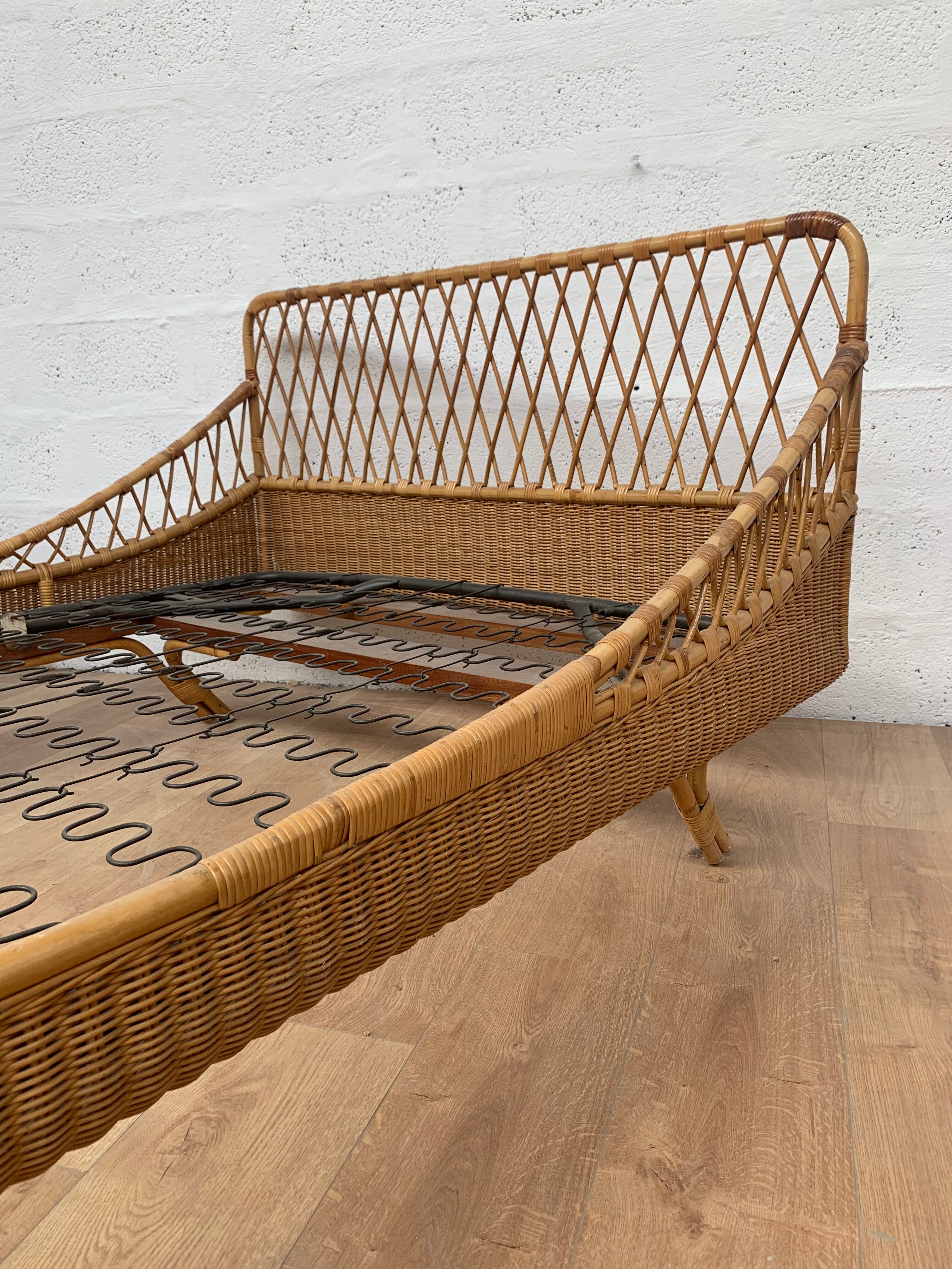 Rattan bed 60s