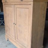 High-style Louis Philippe buffet in solid oak from the 19th century.