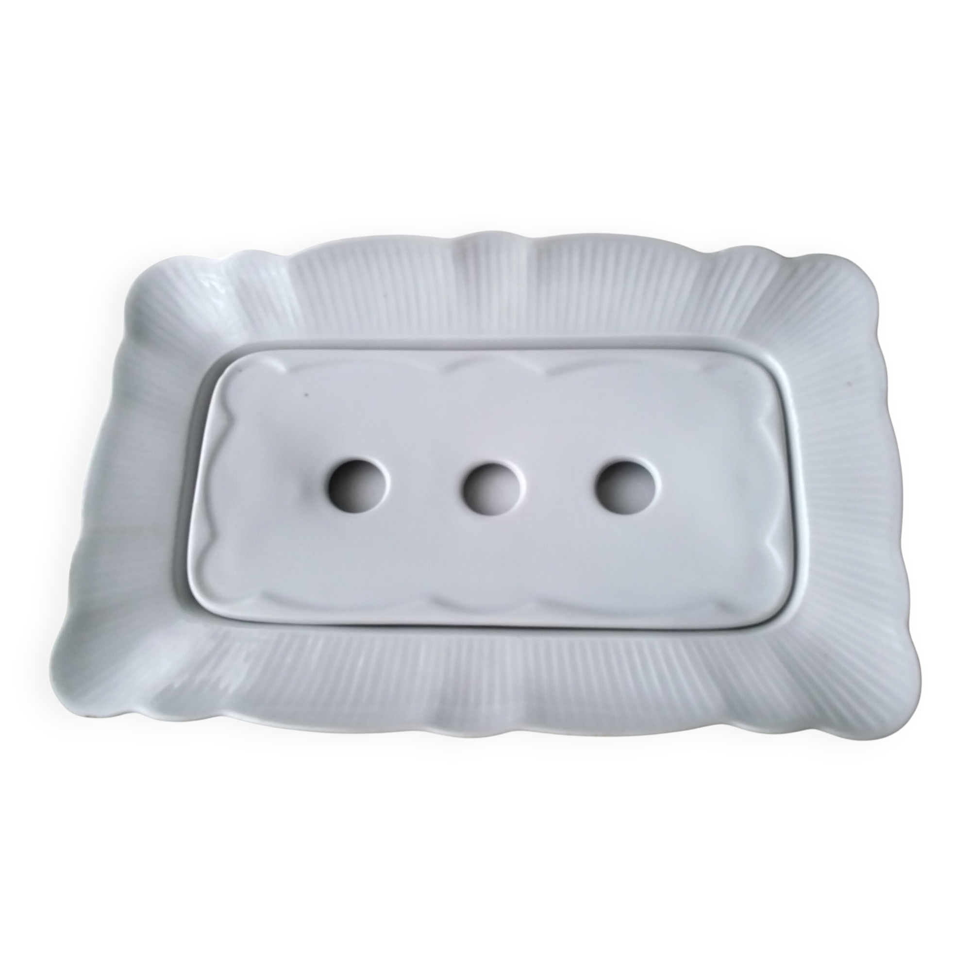 White porcelain asparagus dish by Pillivuyt