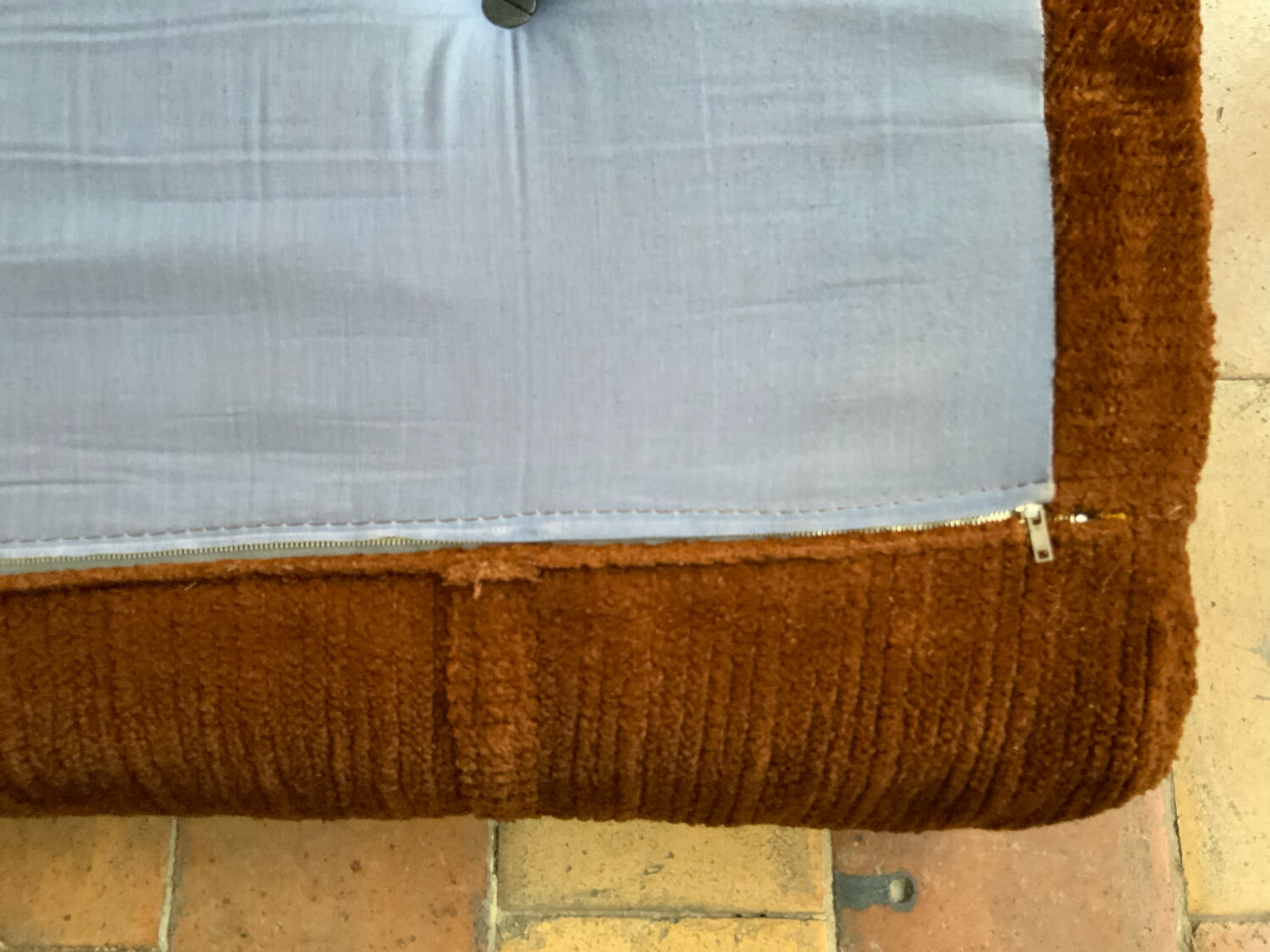 Paire de fauteuils 70s