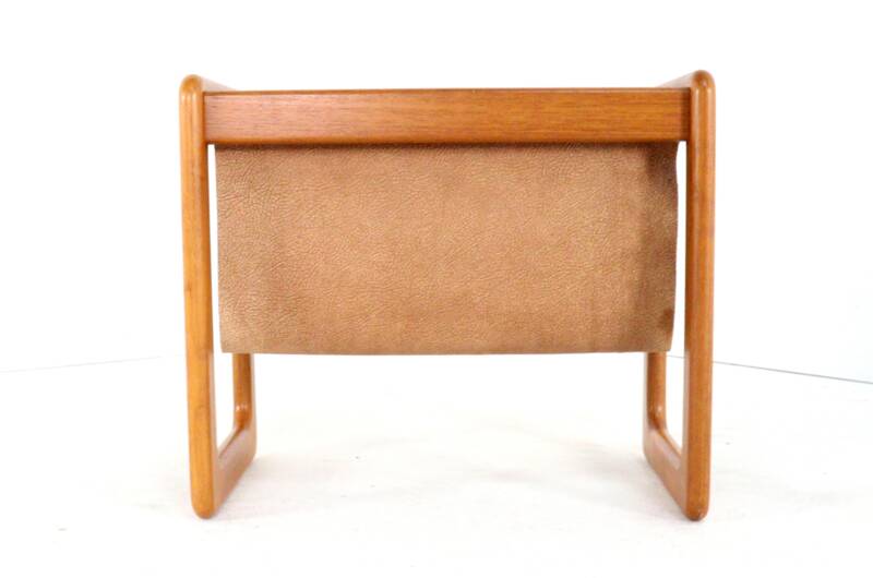 Vildbjerg Møbelfabrik magazine holder - danish design