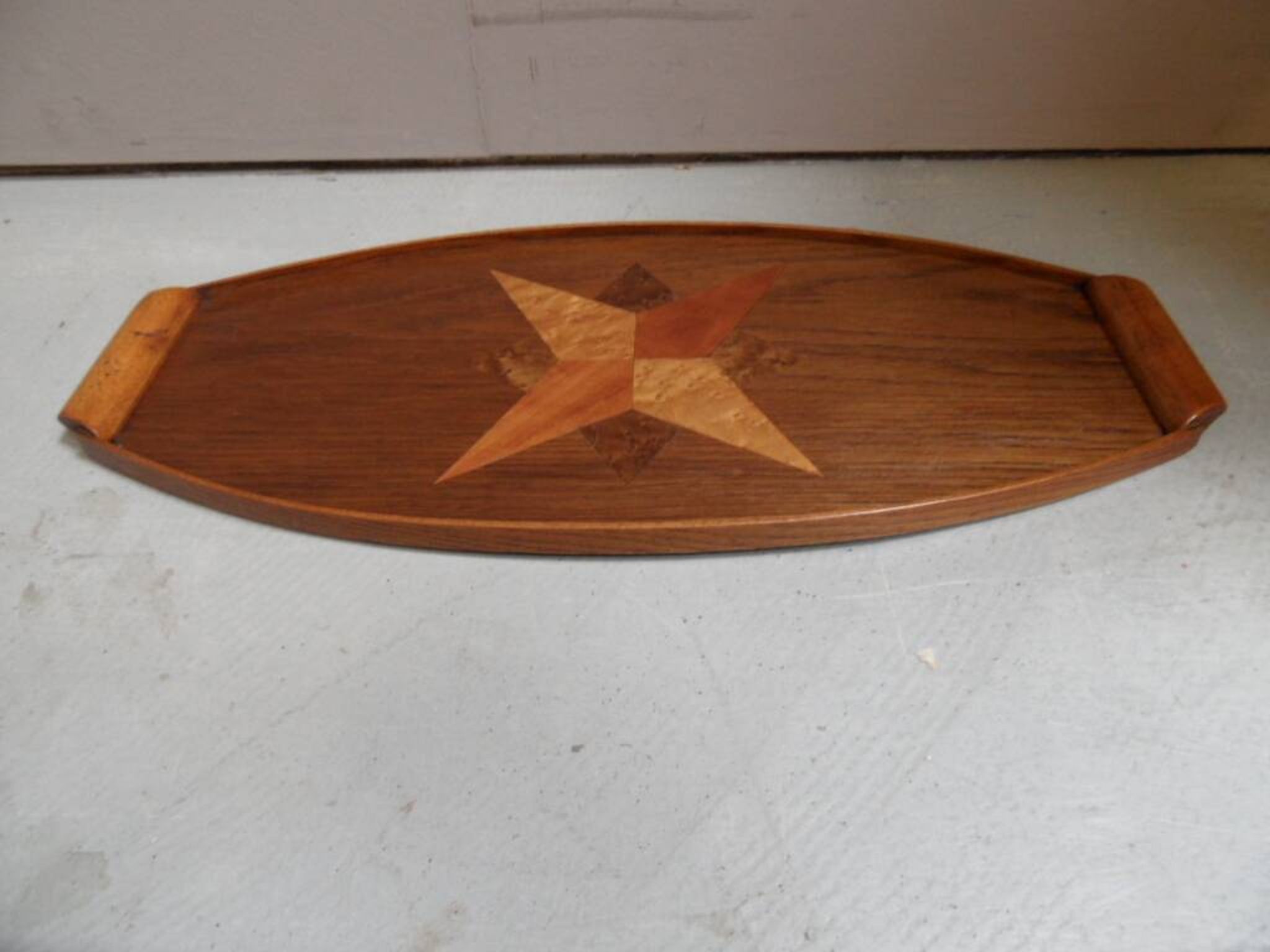 Plateau en bois vintage
