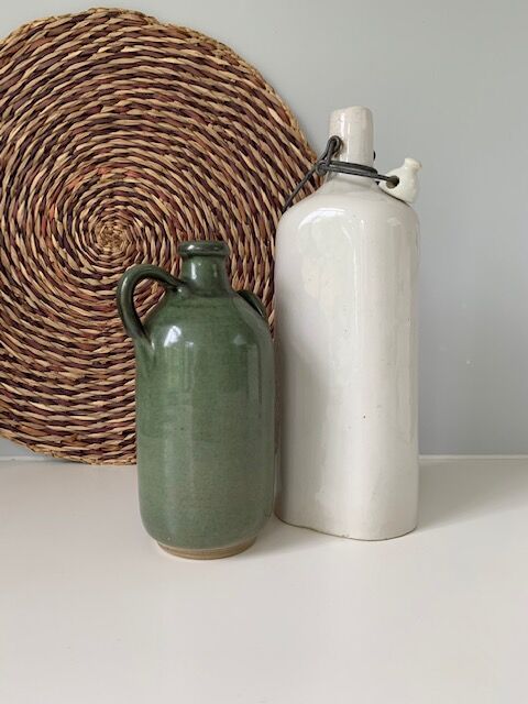 Jug in sandstone