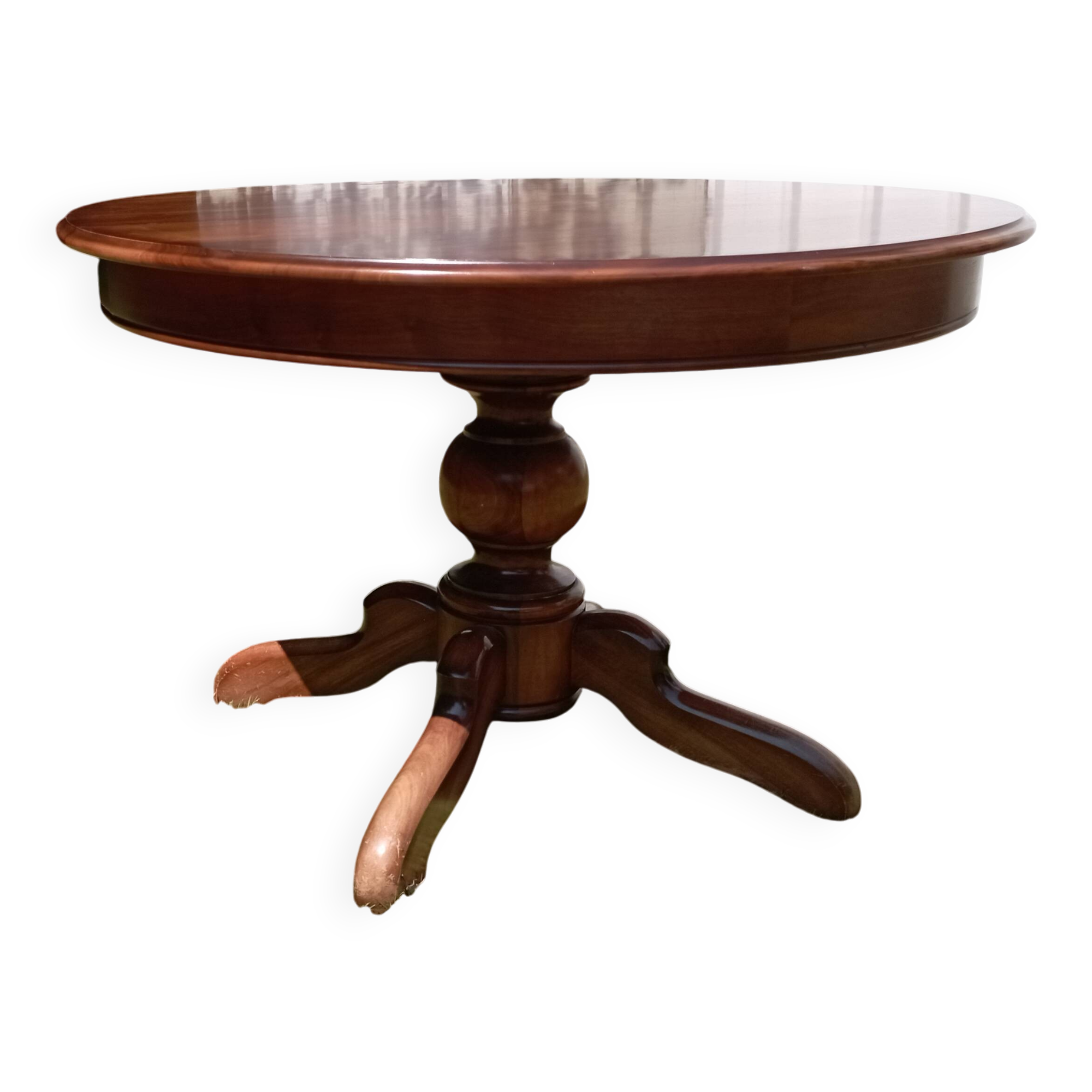 Walnut pedestal table from Briat furniture