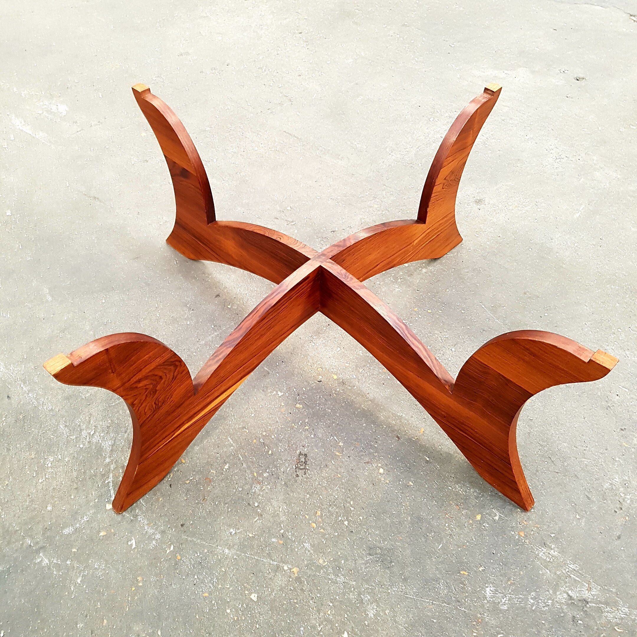 Table low Hugues Poignant base plating wood and smoked glass top