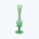 Vase en opaline verte