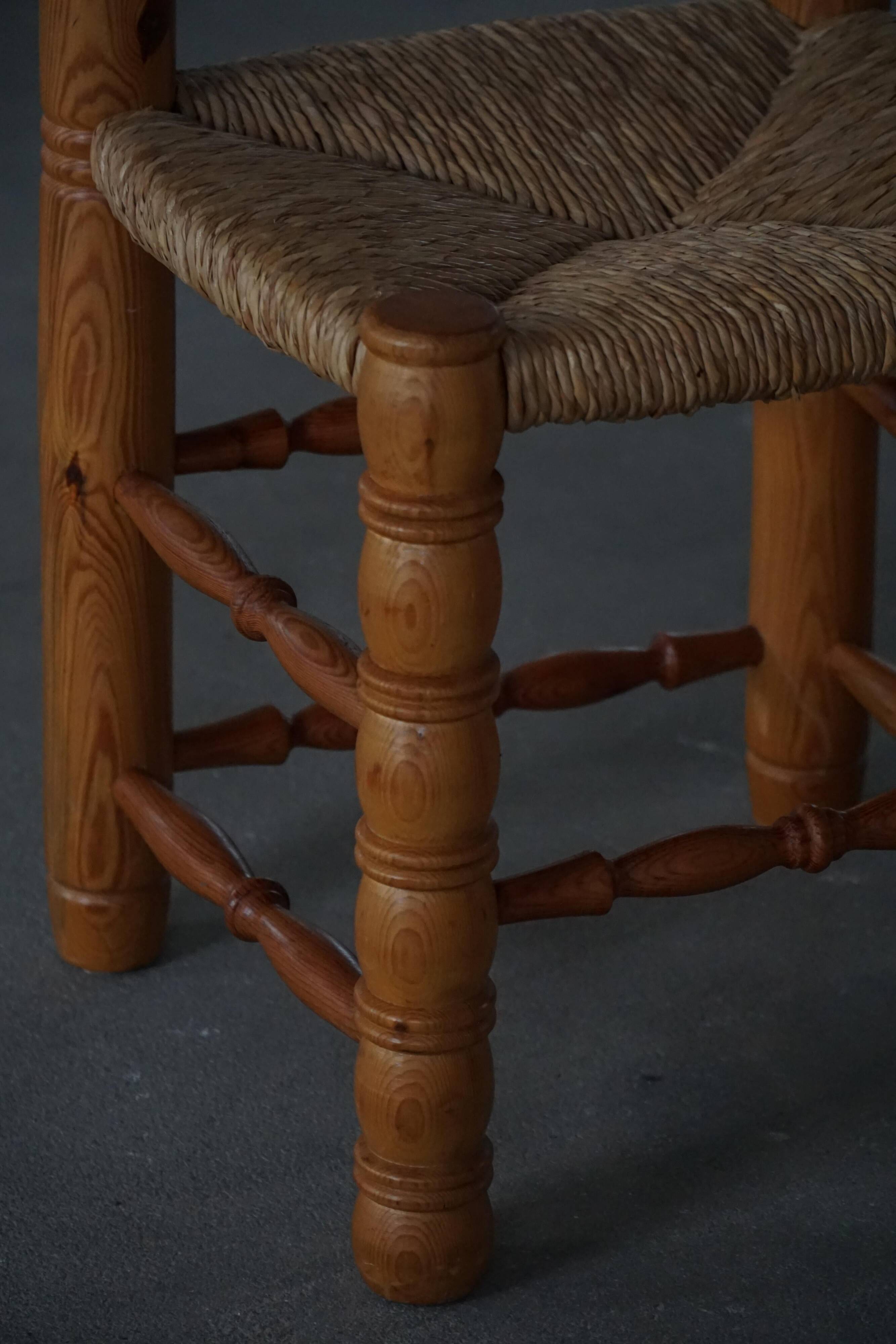 Set of 6 modern French brutalist chairs, in the style of Charles Dudouyt, made in the 1960s.