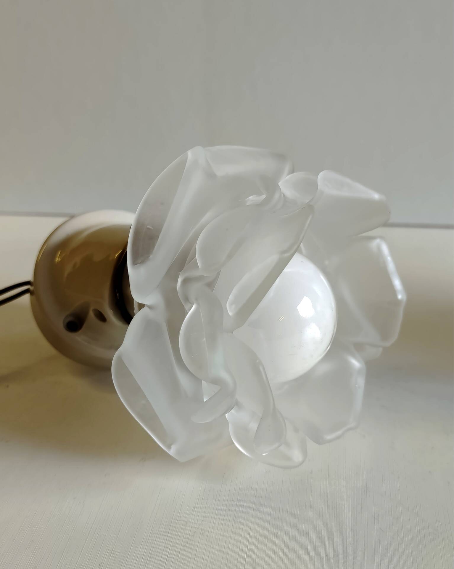 Art Deco wall lights in porcelain and glass paste - 1930s/40s