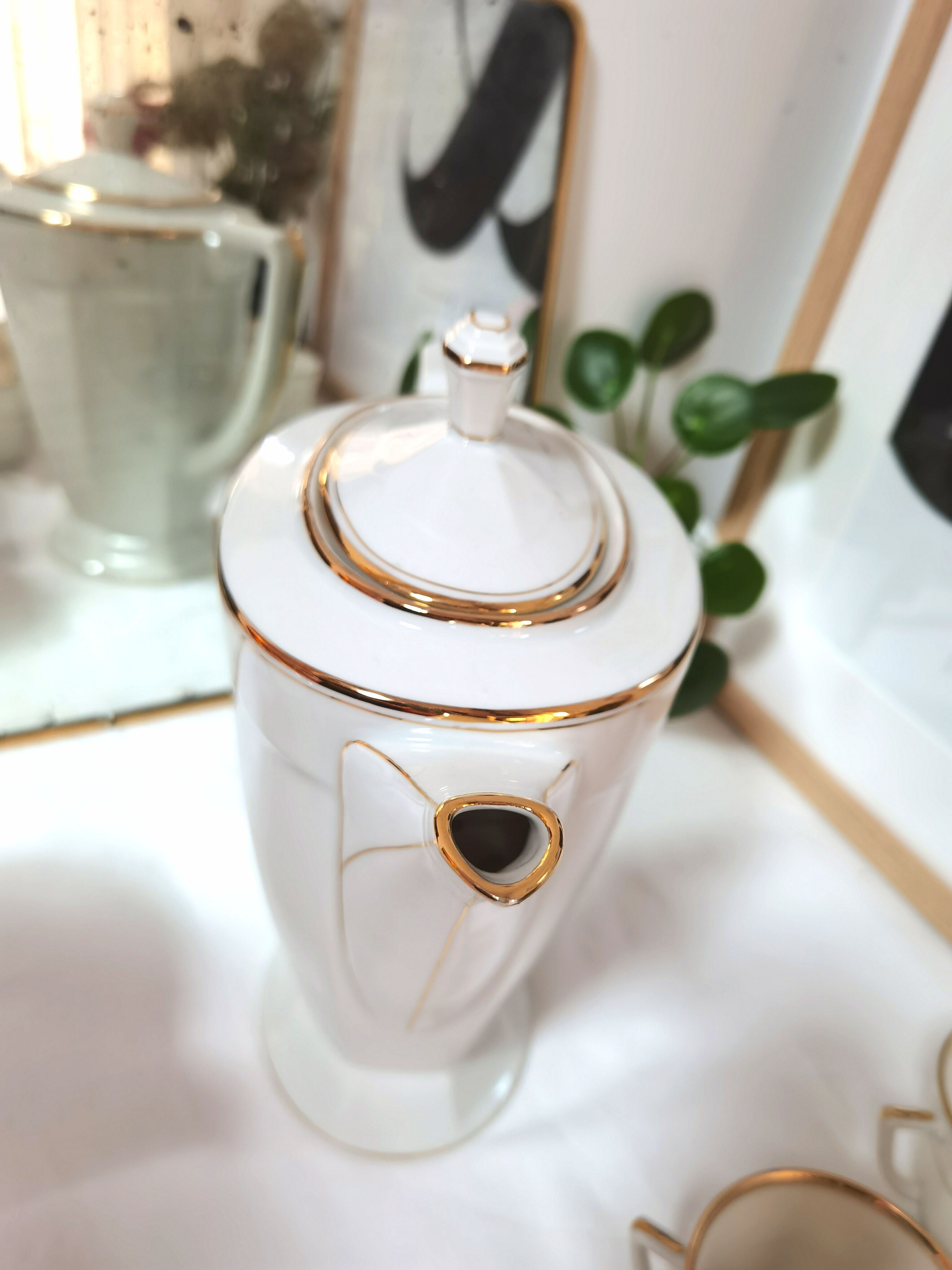 Art Deco porcelain coffee service