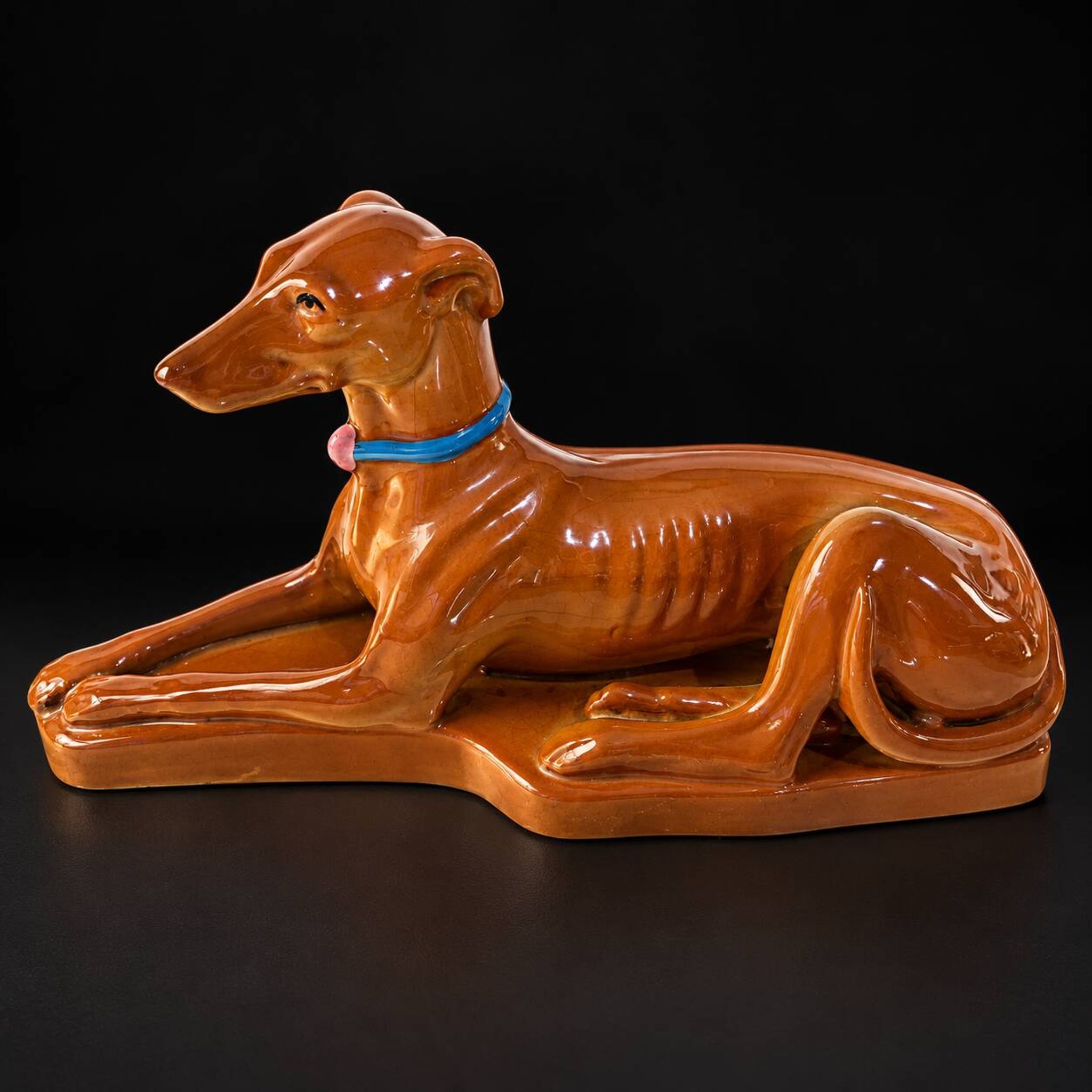 Figurine lévrier