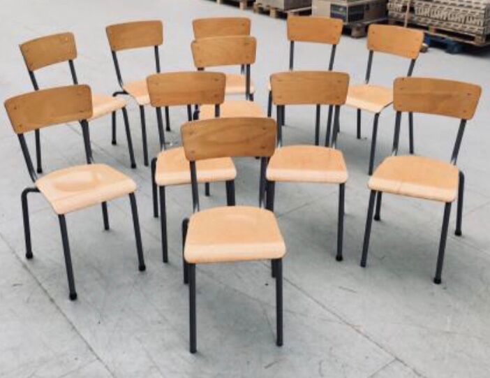 Lot 11 school chairs
