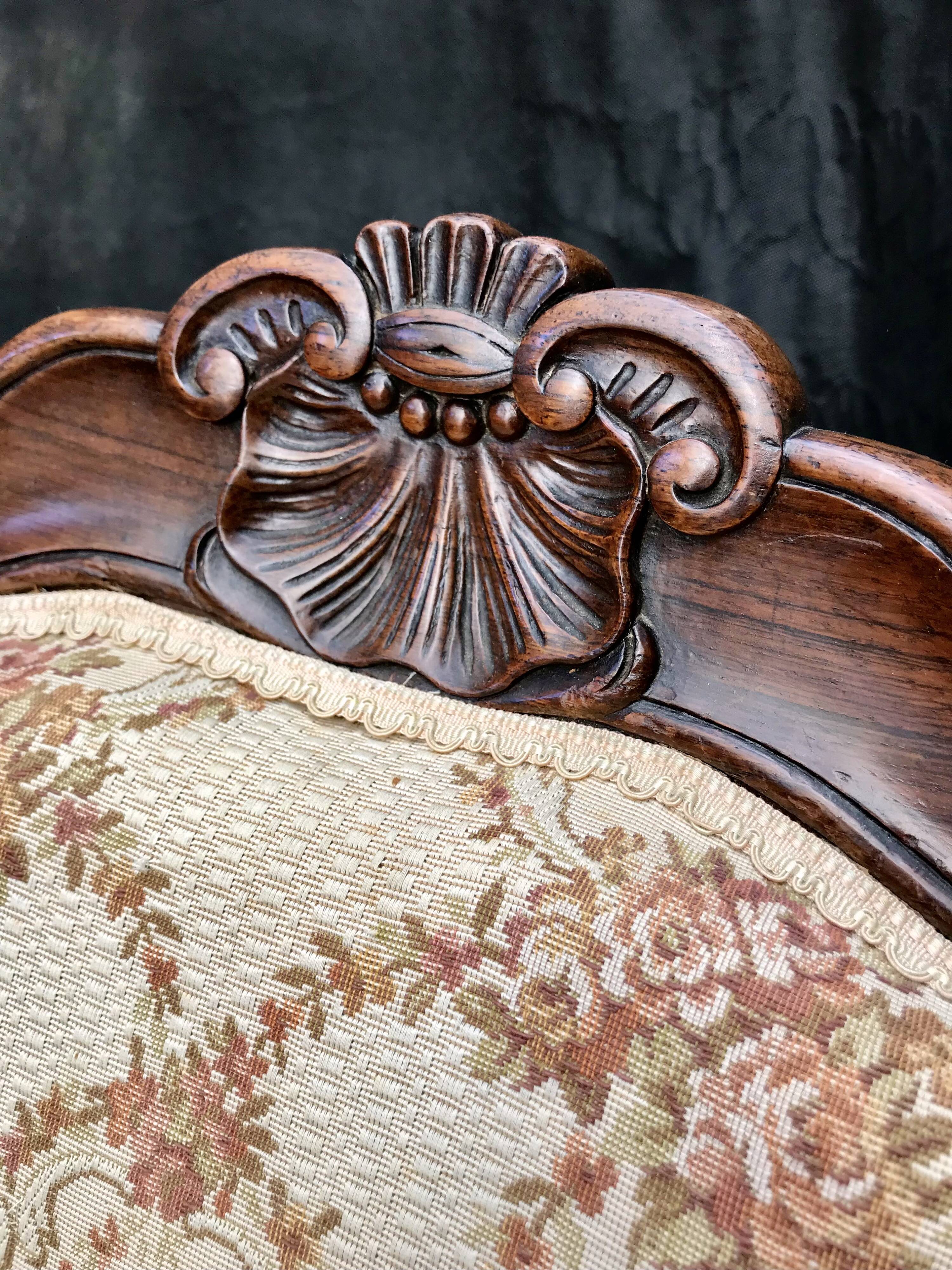 Shepherdess armchair in rosewood fleuron shell Napoleon III