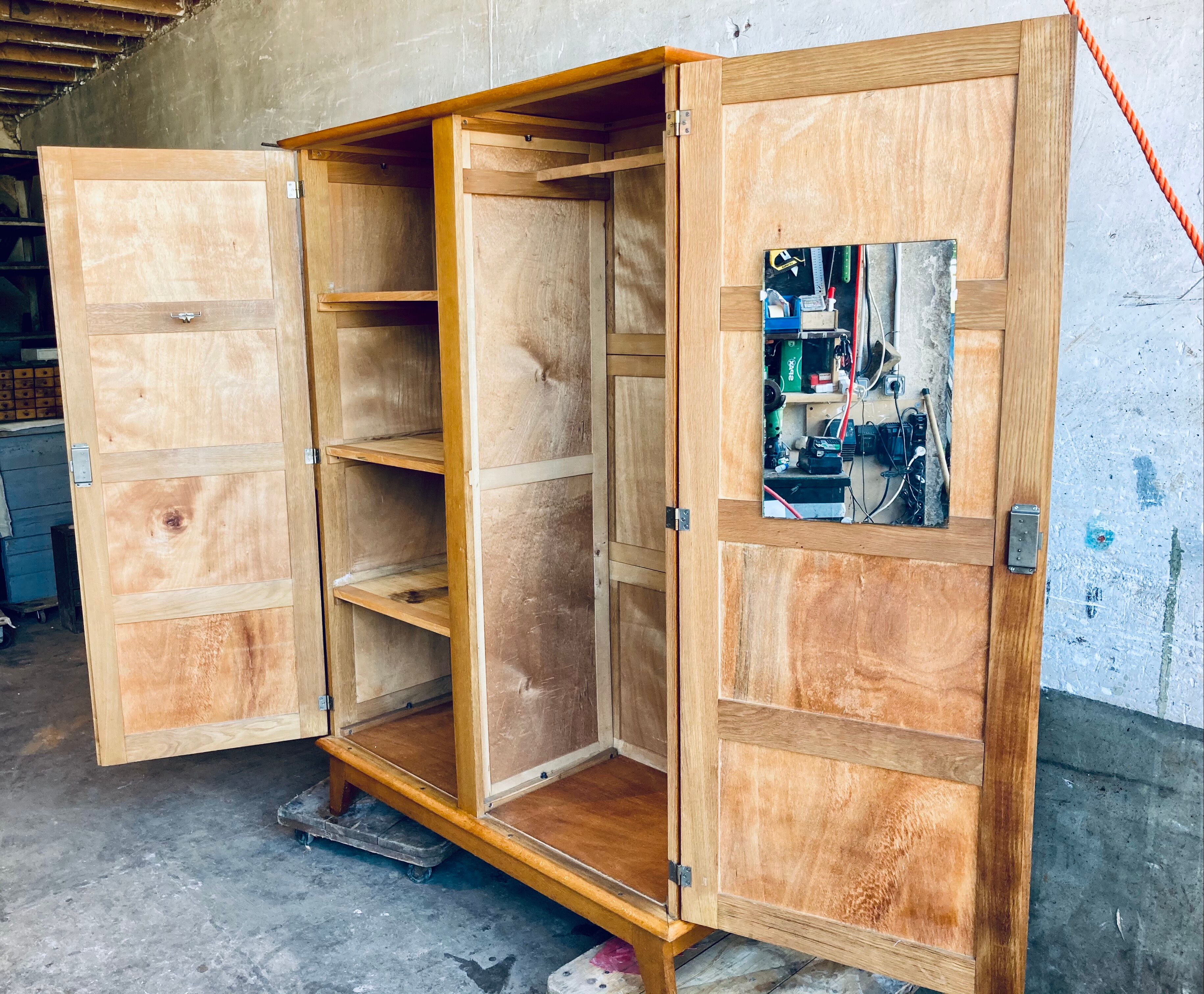 Wardrobe 60'