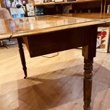 Federal folding table