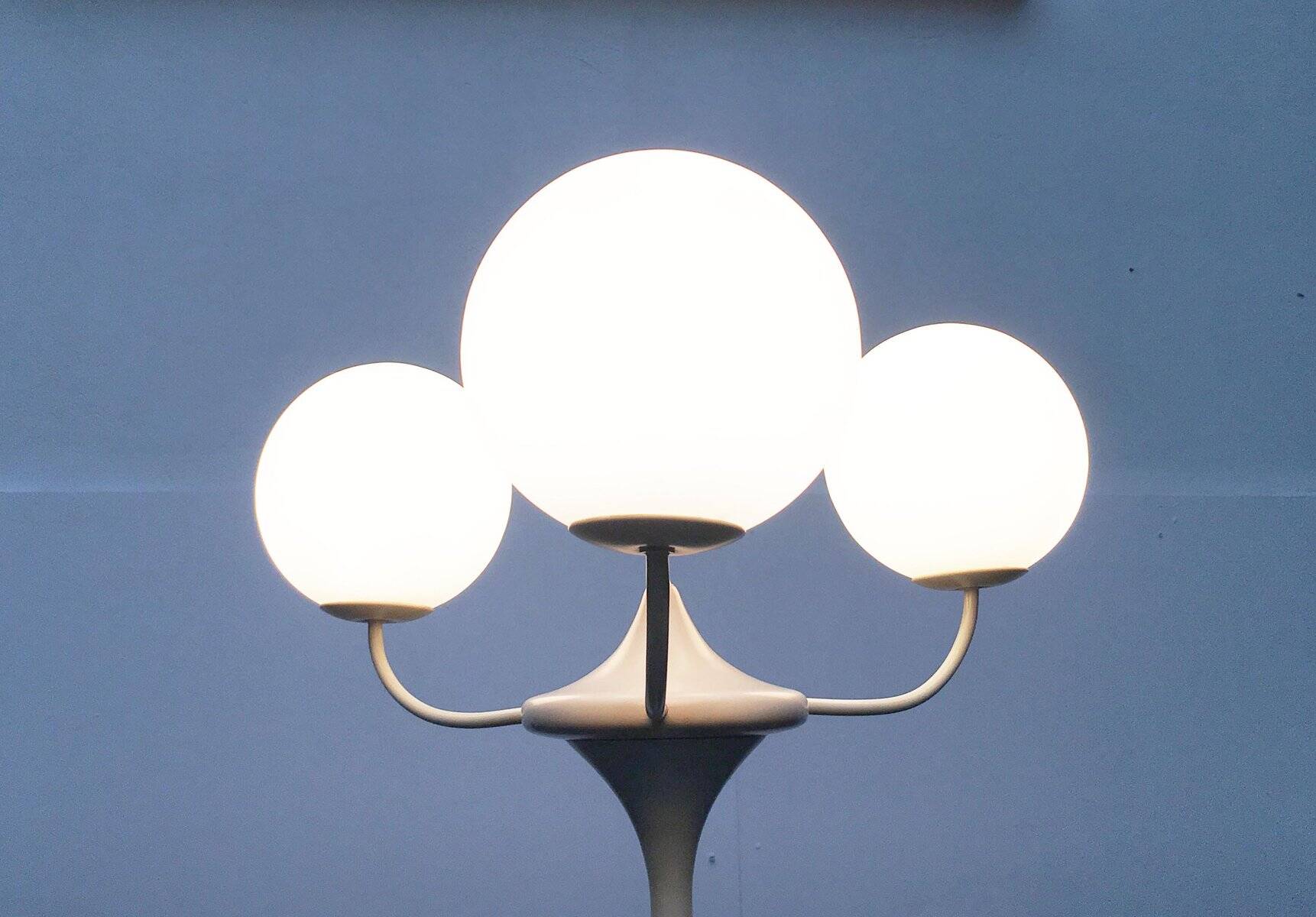 Lampe sur pied en verre et métal par E.R. Nele pour Temde, années 1960