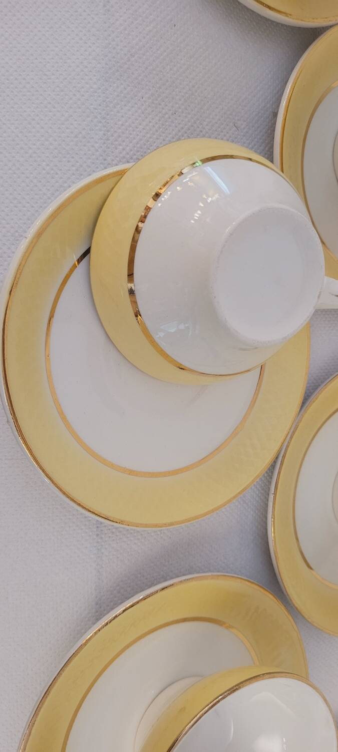 60's cups and saucers