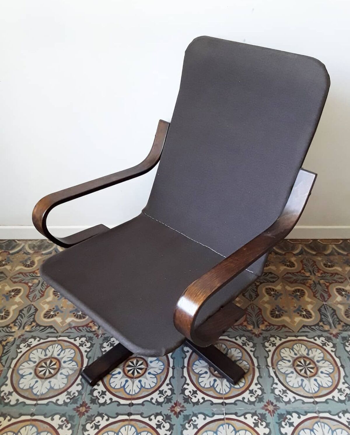 Leather recliner