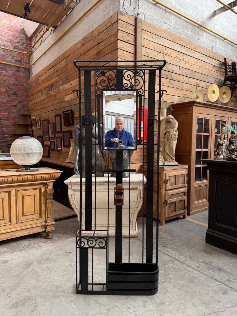 Art Deco entrance hall wardrobe
