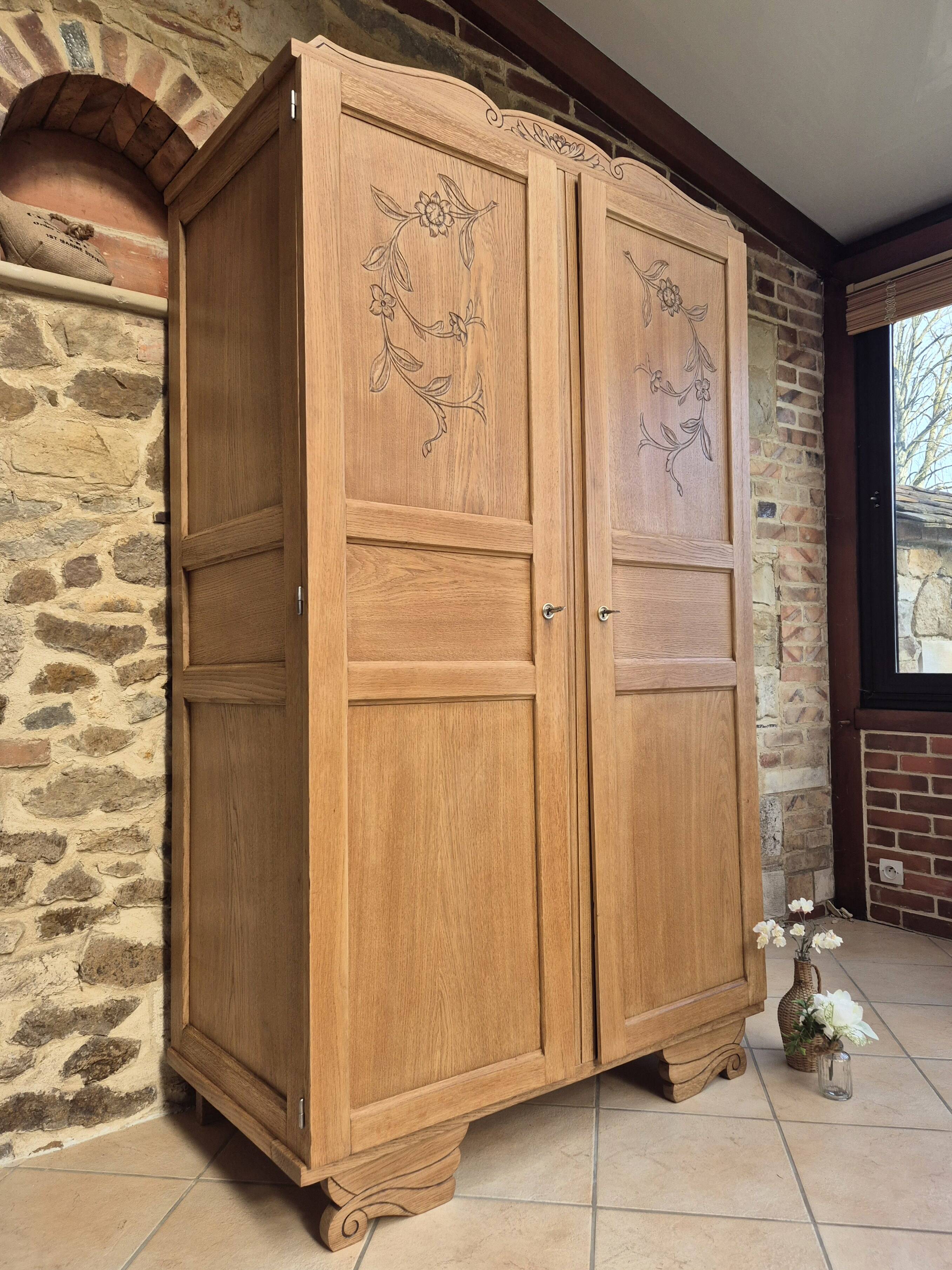 Armoire parisienne art déco