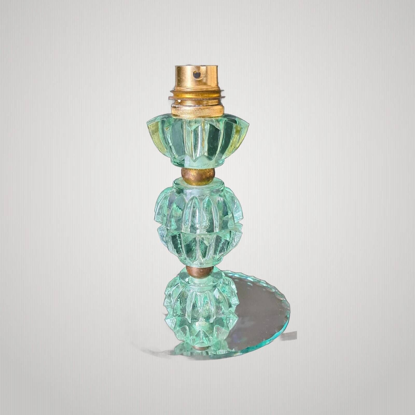 Lampe de chevet en cristal vert Attribuée à Jacques Adnet pour Bacarrat