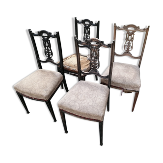 Lot 4 chairs "Chippendale"