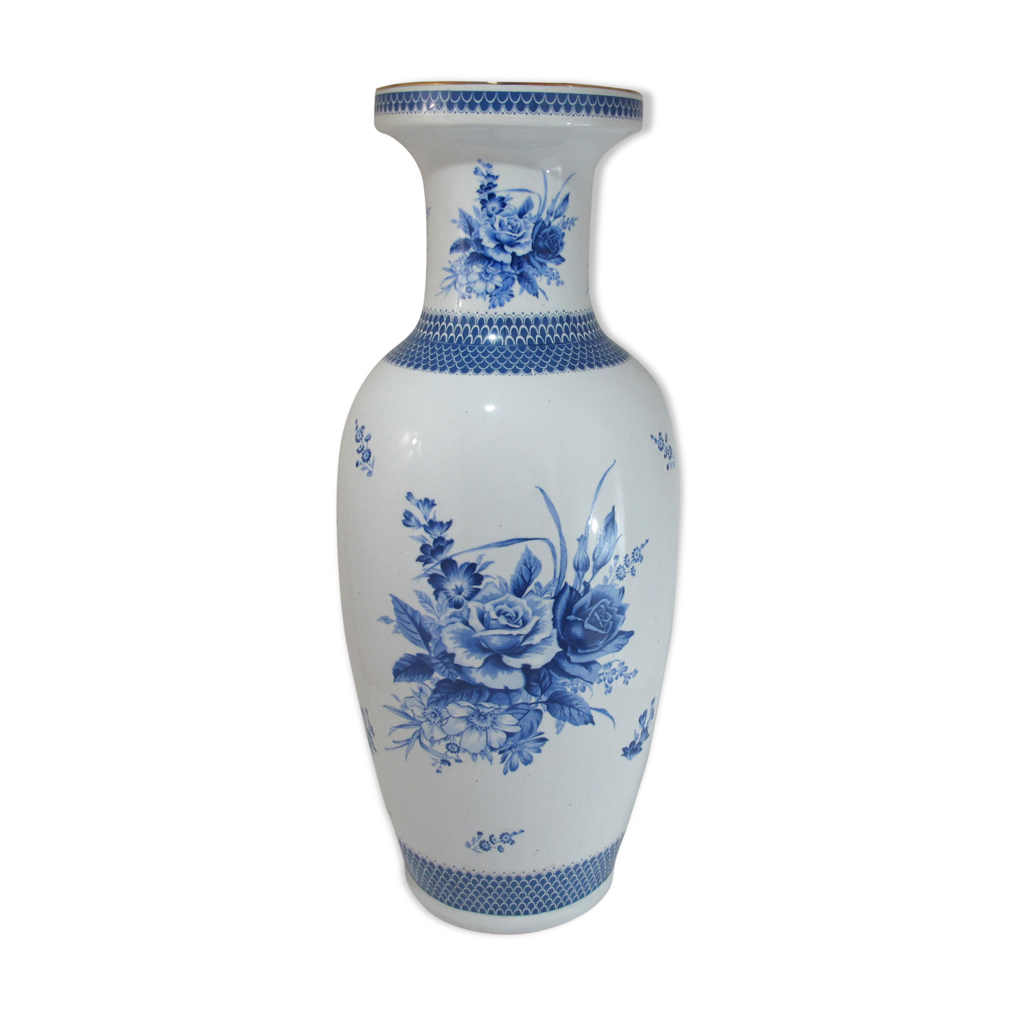 Chinese blue white vase