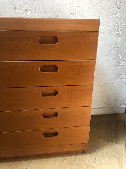 Scandinavian dresser