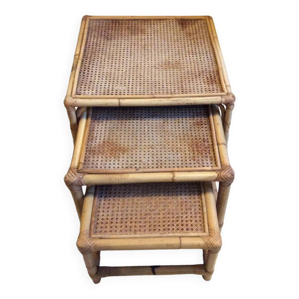 Table gigogne en rotin