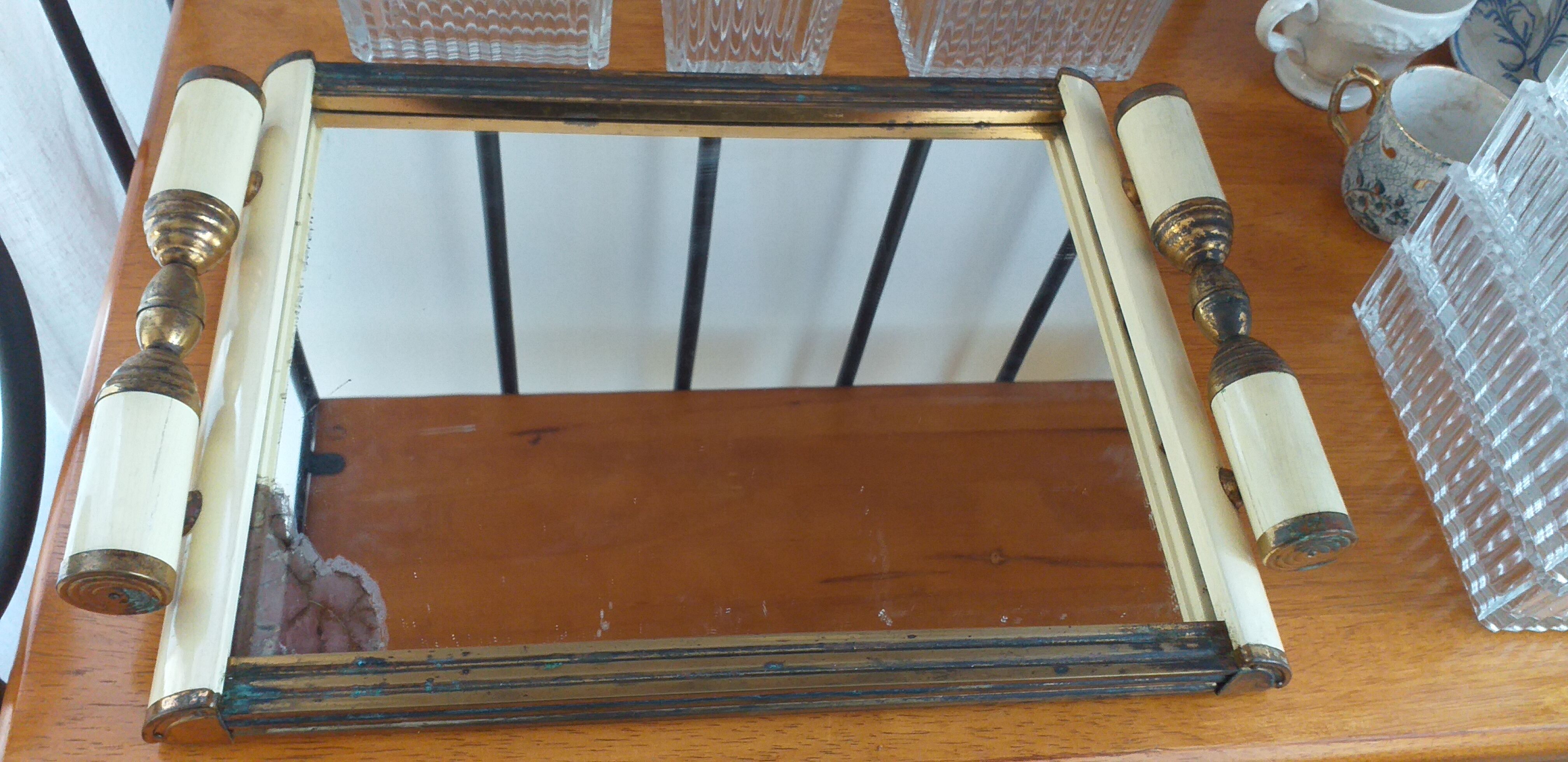 Mirror top with its 7 art deco glass cups
