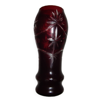 Small red/burgundy Bohemian crystal vase, height 16 cm