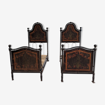 Pair of 19th century Italian beds