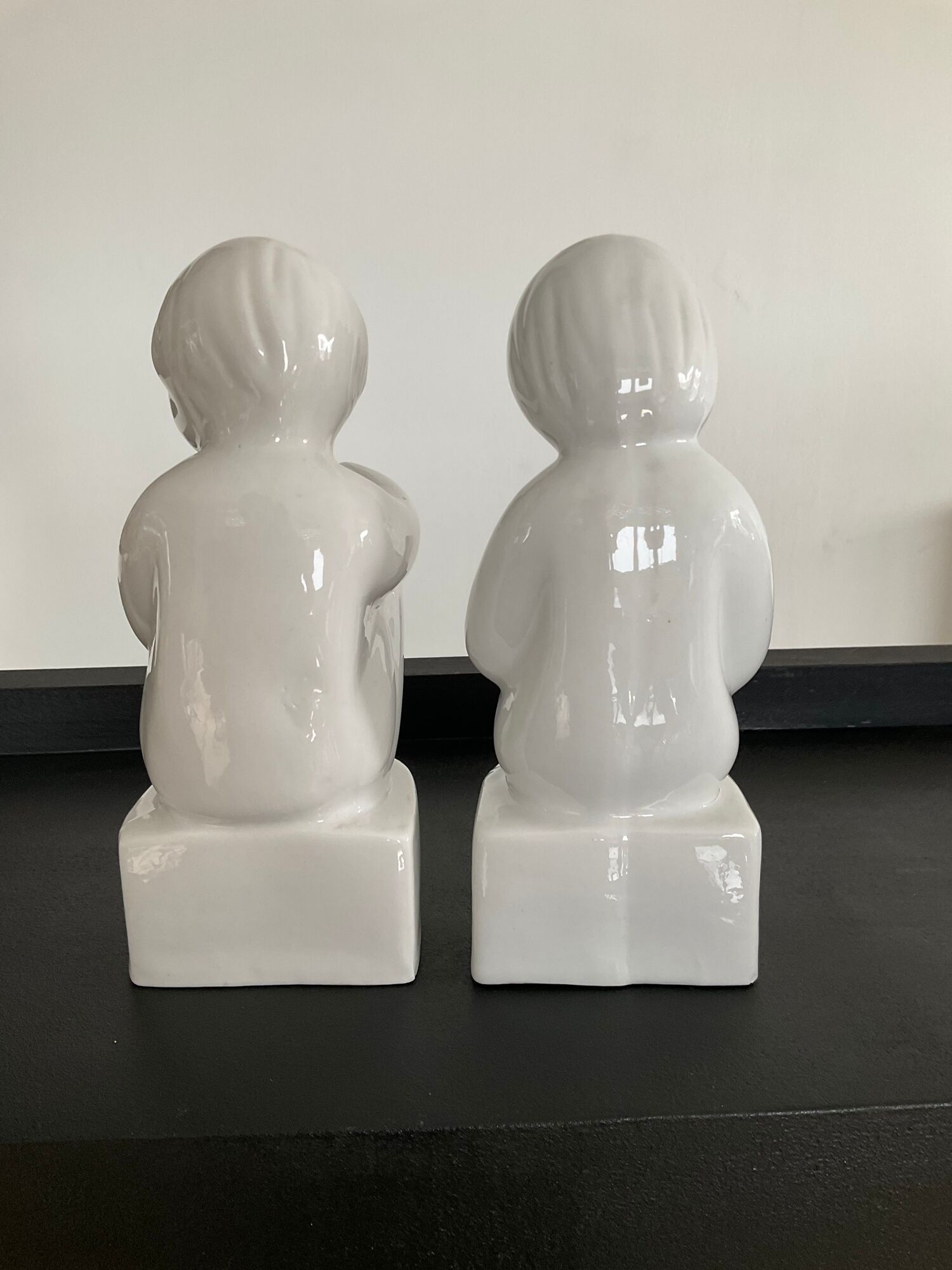 Pair of vintage porcelain bookends