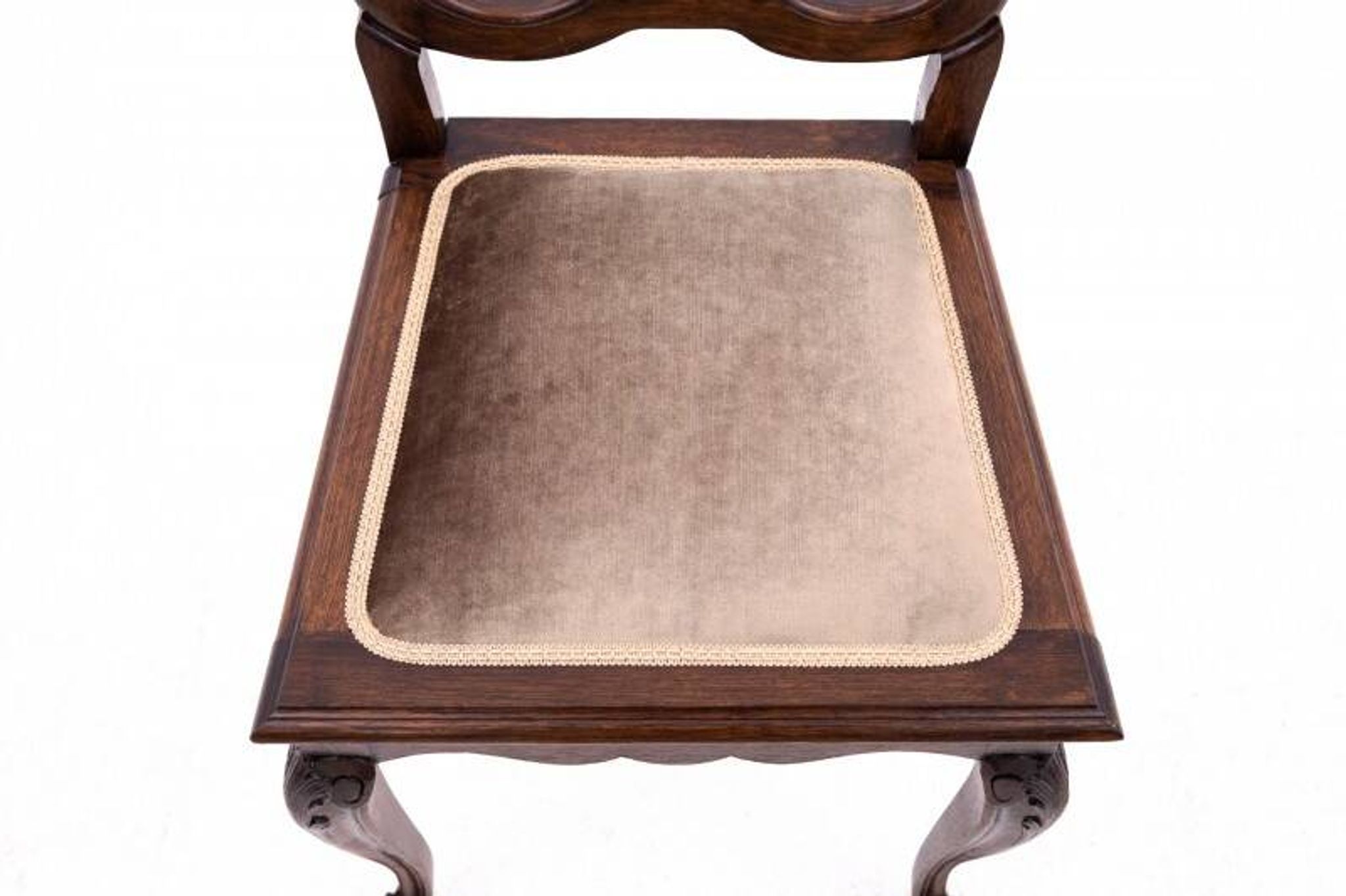 Set of six antique chairs from around 1900, France. After renovation.