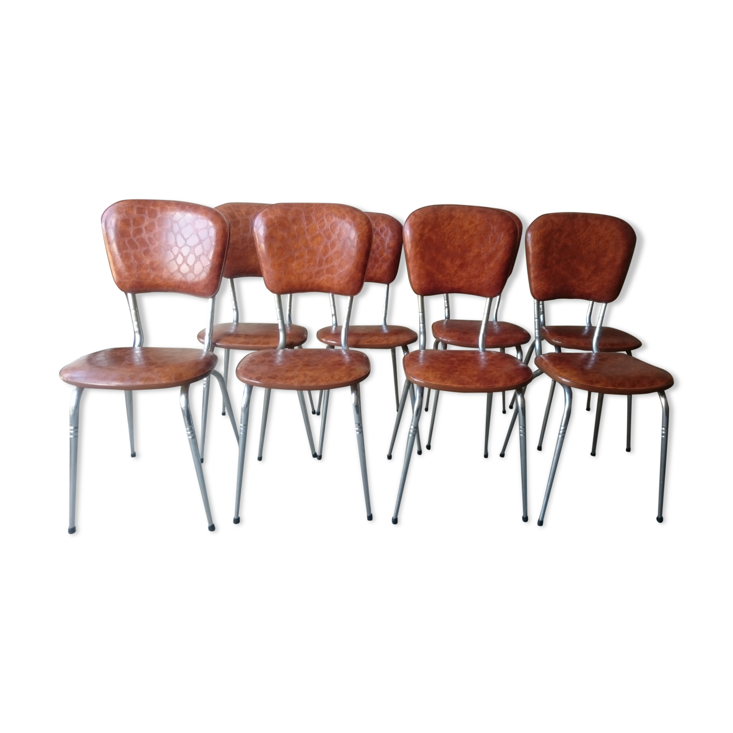 Lot de 8 chaises vintage skaï et chrome Selency