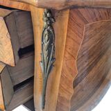 Coiffeuse forme rognon style louis XV début XX
