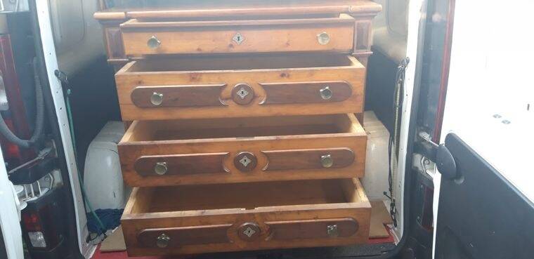 Empire style commode
