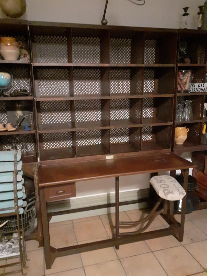 Postal sorting furniture