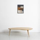 Table basse format haricot en chêne massif, pieds compas vintage