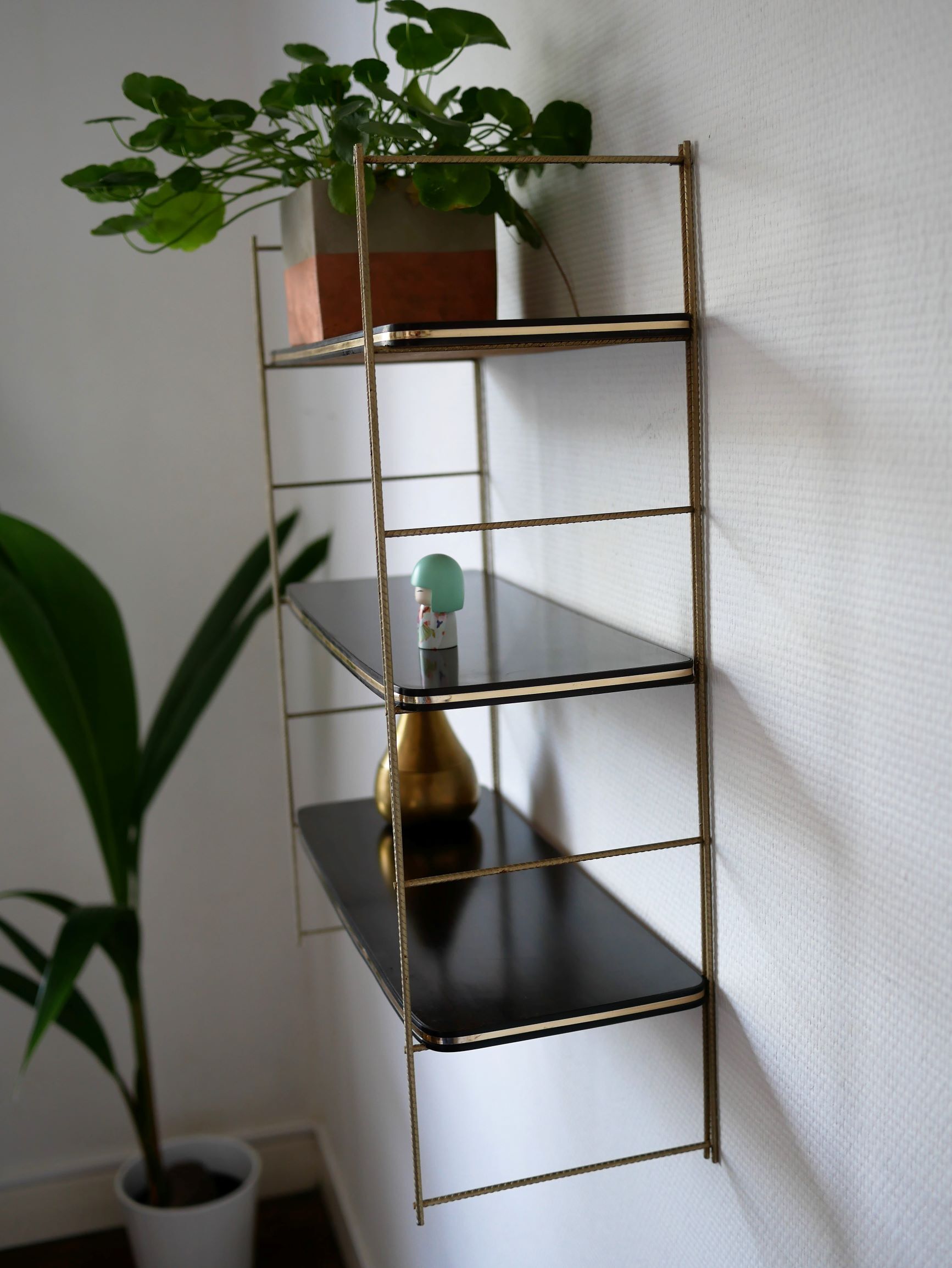 Modular shelf