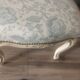 Fauteuil et son repose pieds style Louis XV