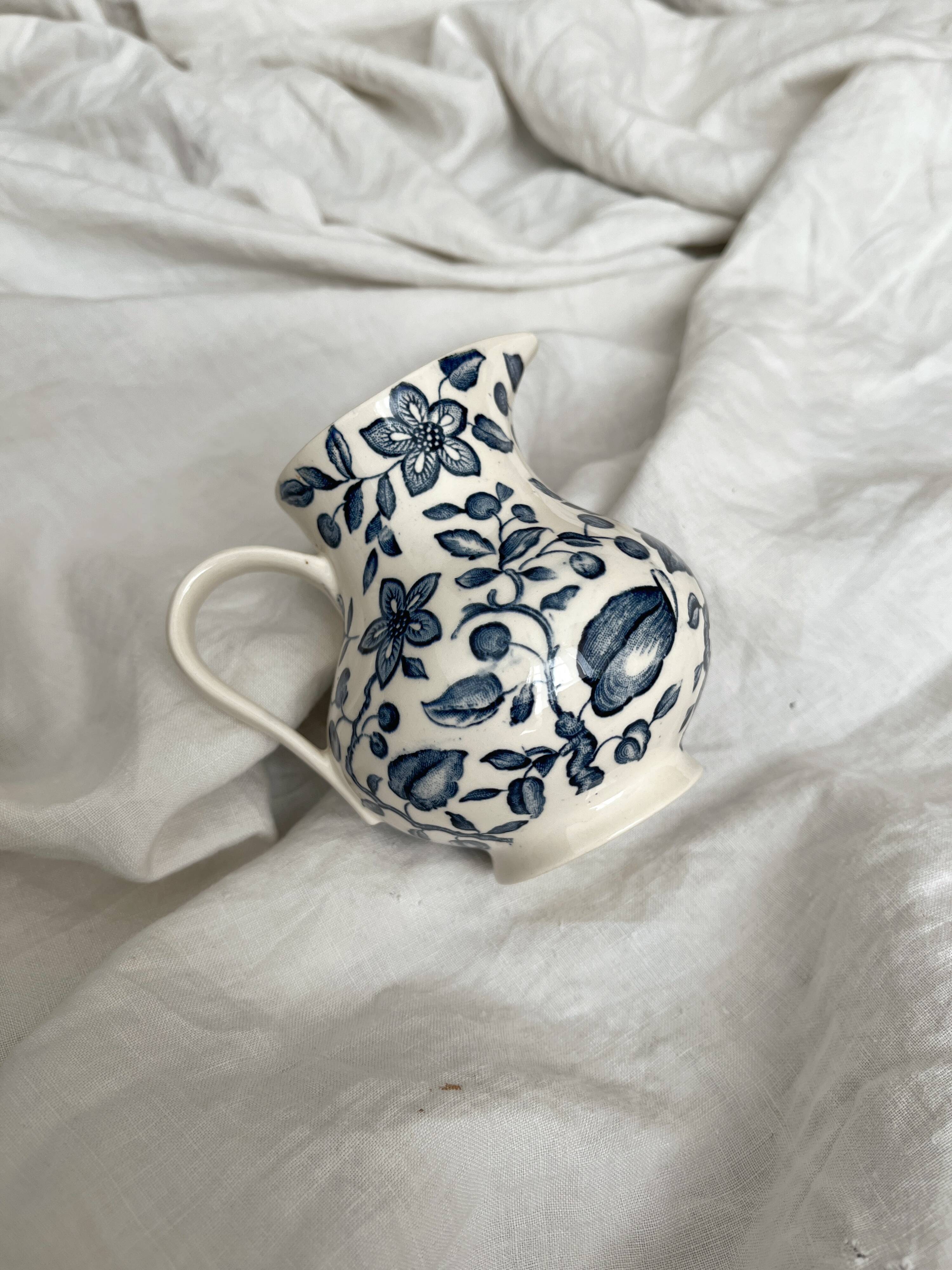 Paradiso, Villeroy and Boch earthenware milk creamer pot