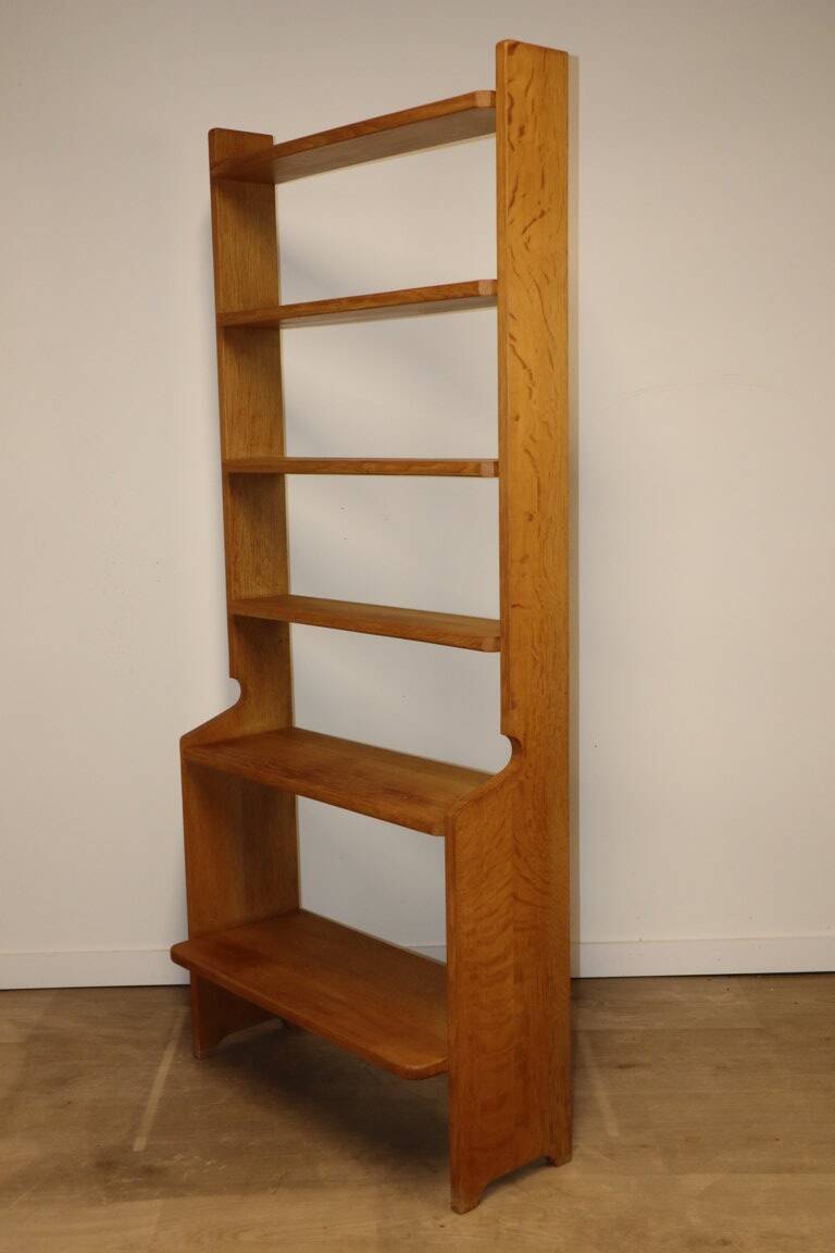 Guillerme and Chambron bookcase shelf in oak, 1960