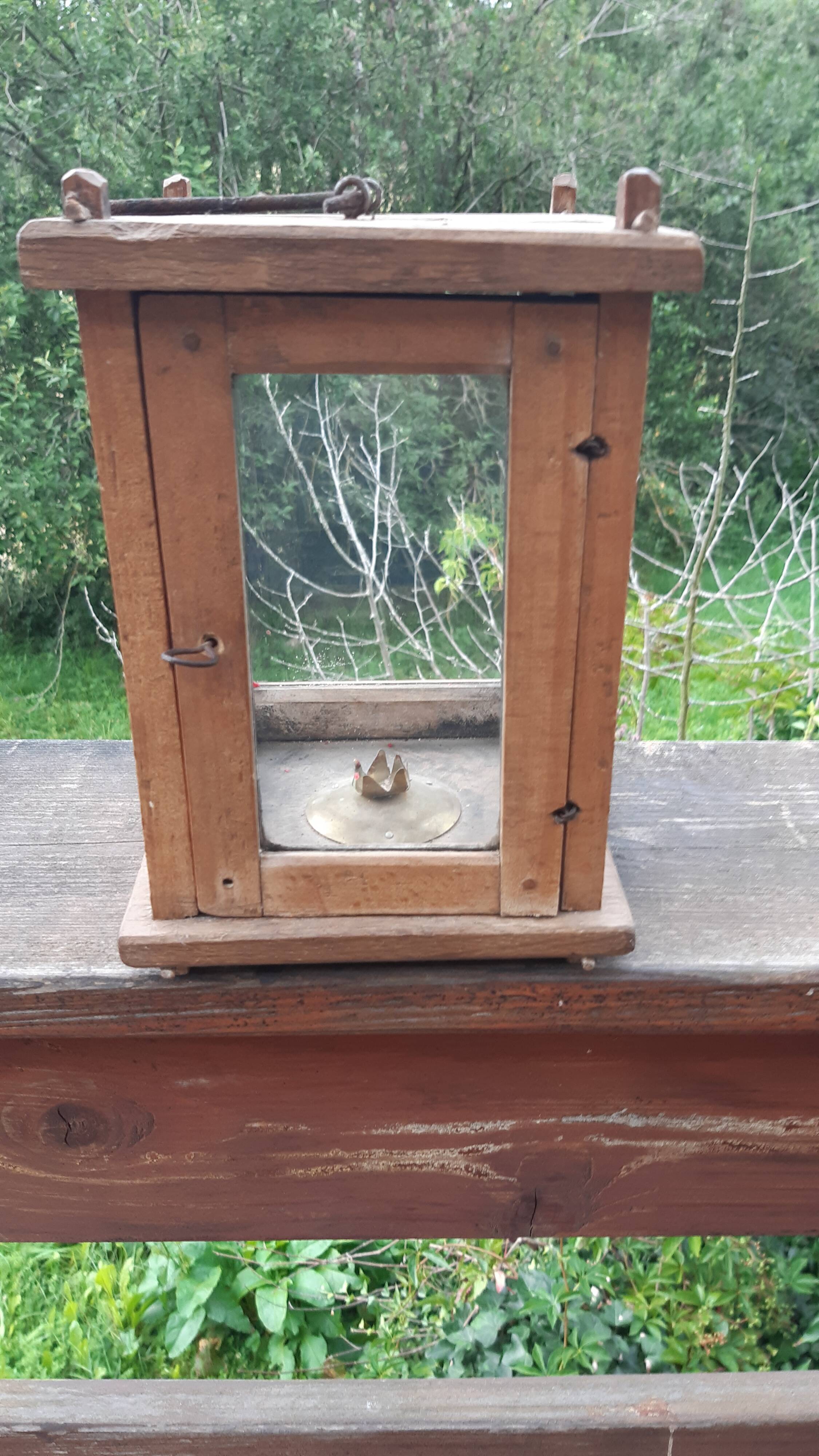 Lanterne en bois