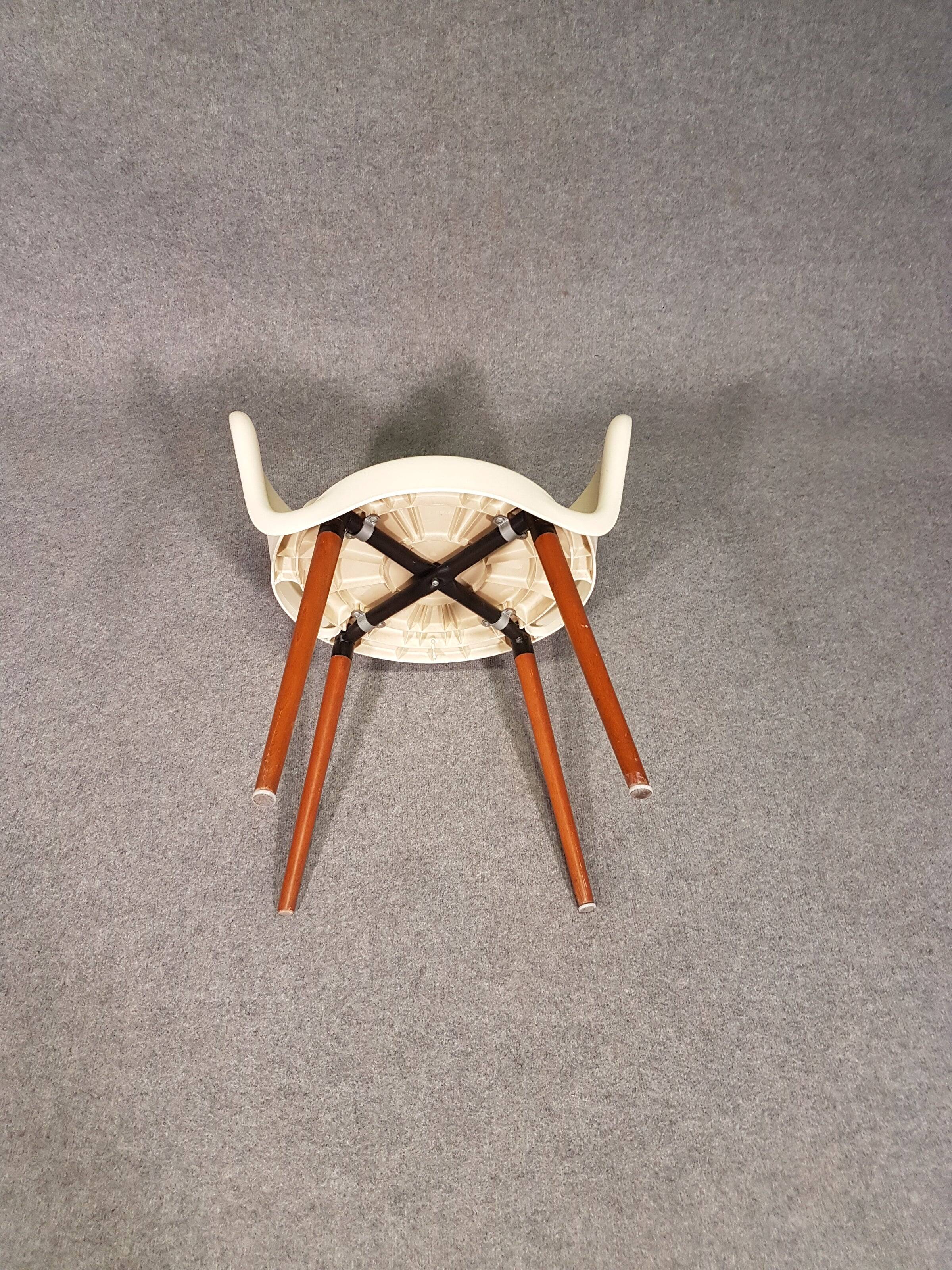 Set of 6 Sintesi Gogo chairs with wooden legs by Marcello Ziliani, 1990s