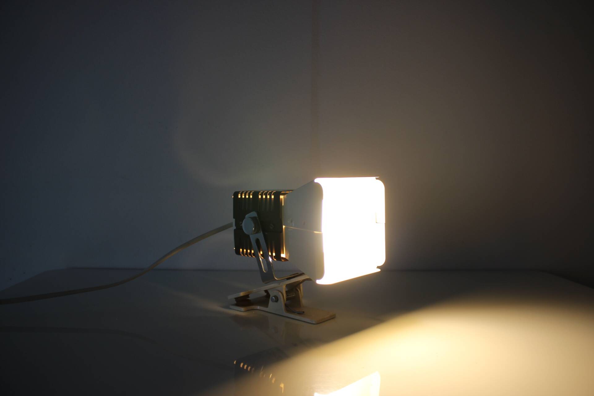 Lampe de table réglable du milieu du siècle, 1970, Cechoslovakia