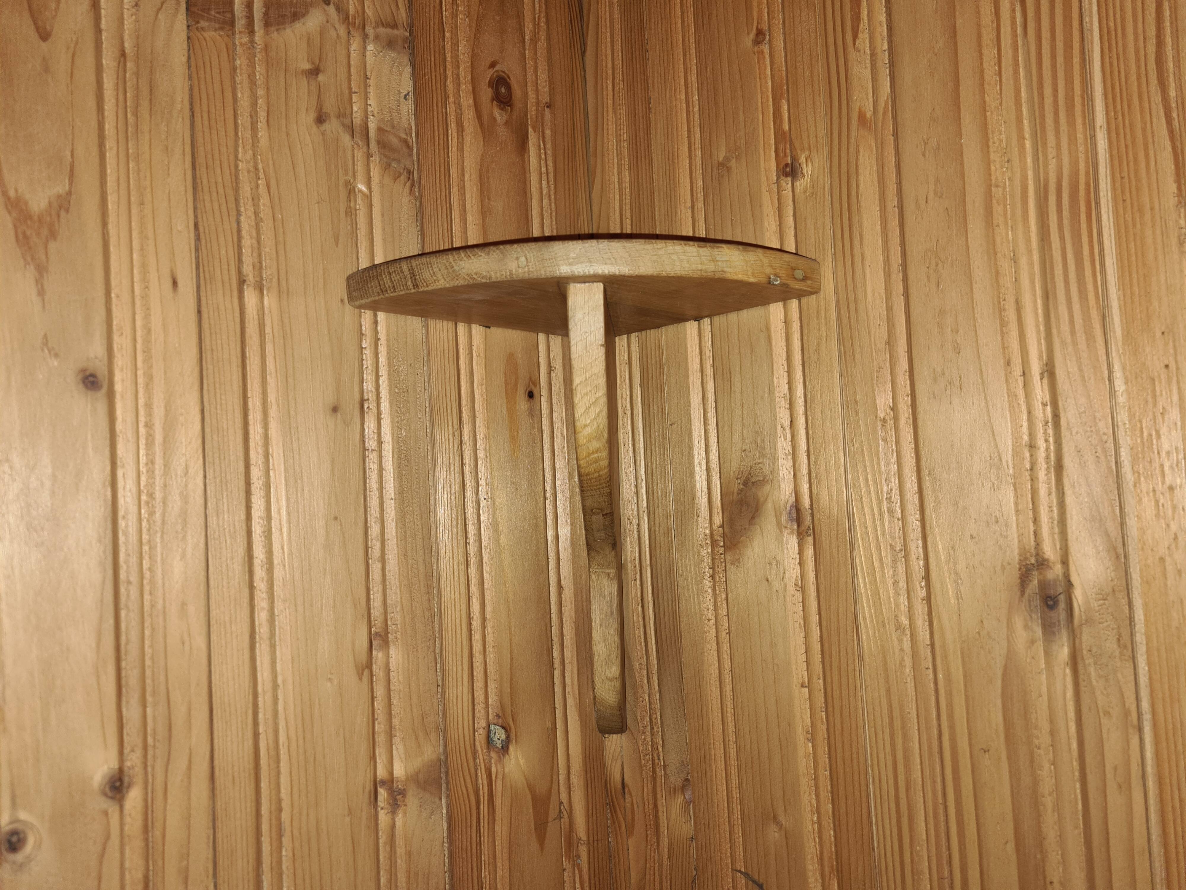 Handmade corner wall bracket