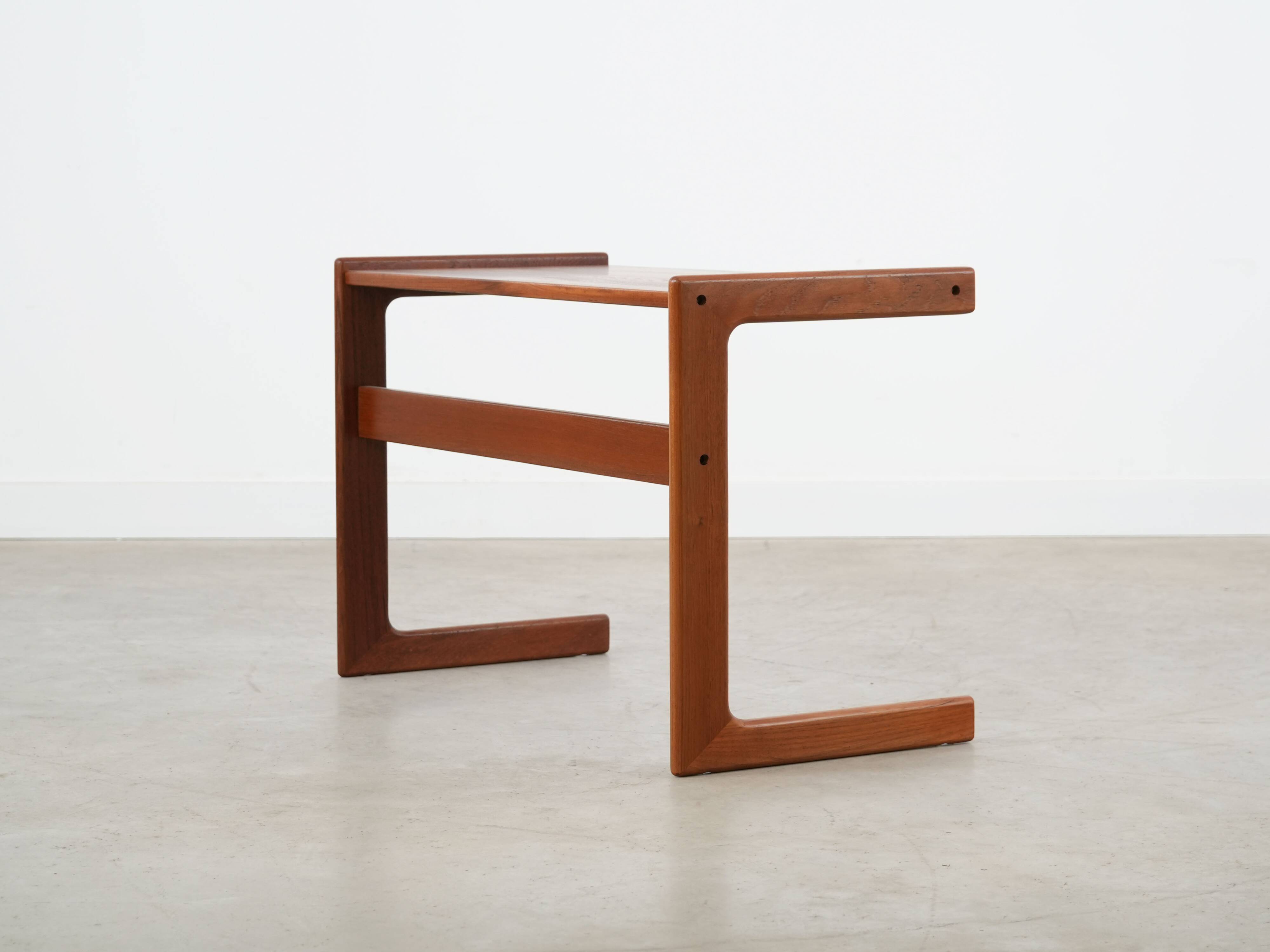 Teak coffee table, Danish design, 1970s, production: Denmark