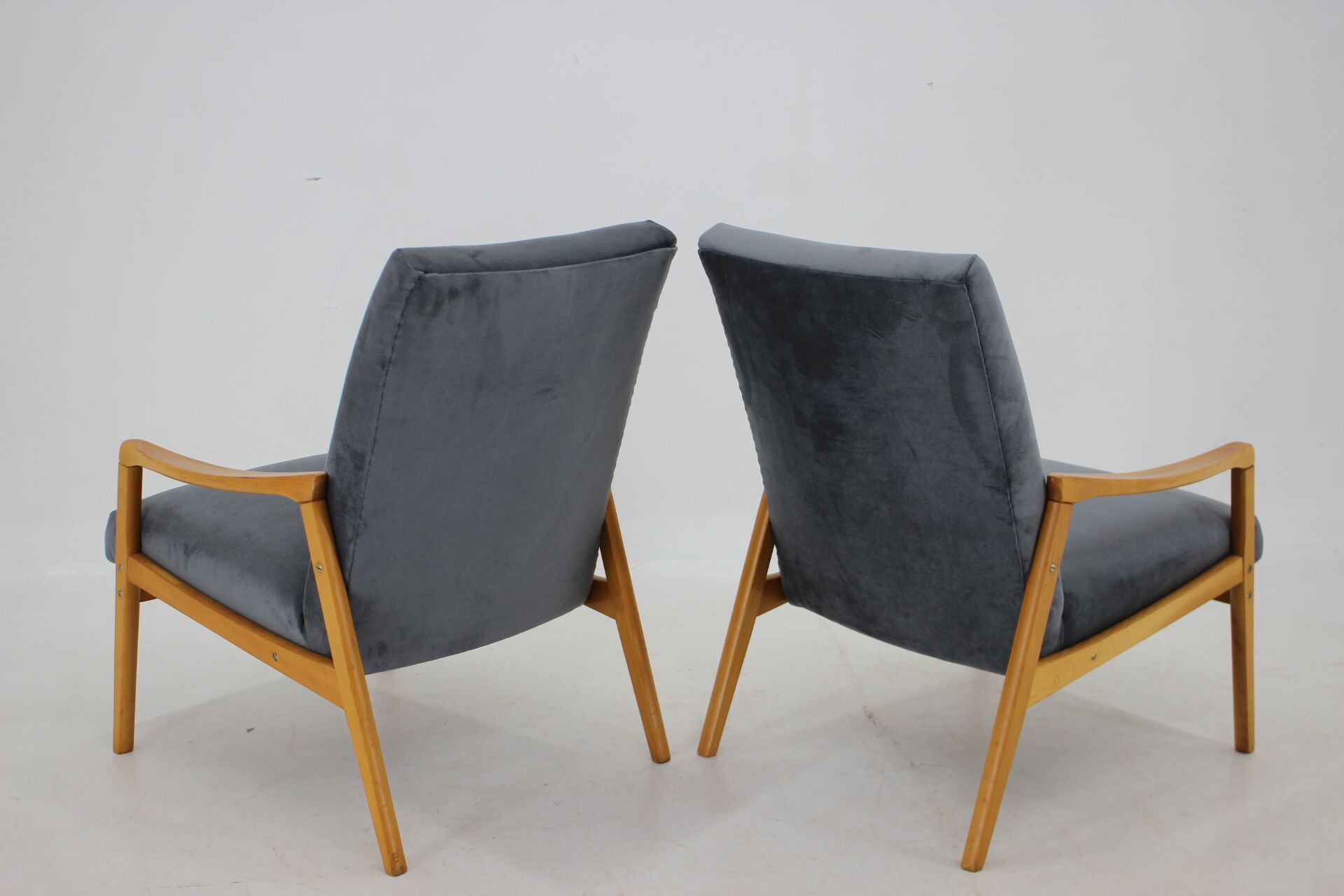 Pair of armchairs