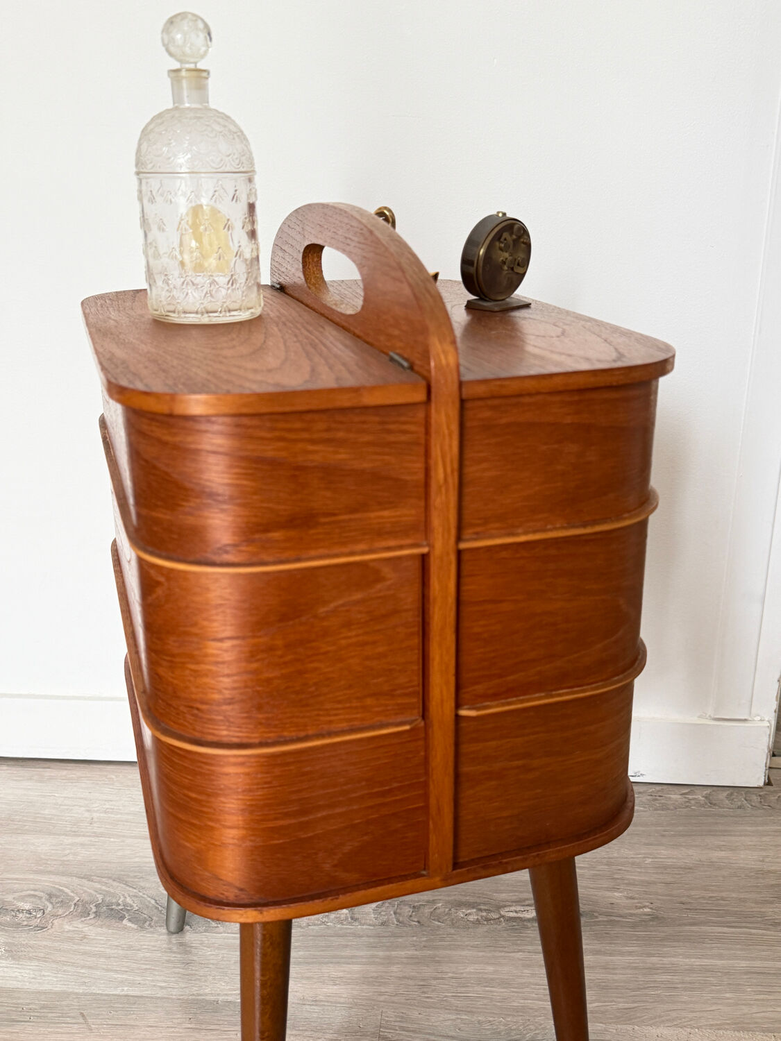 Table de chevet vintage style scandinave