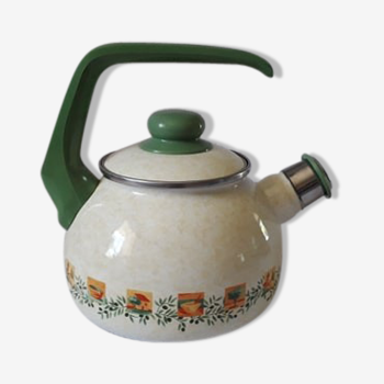 Enamelled metal and bakelite kettle 1950/1960
